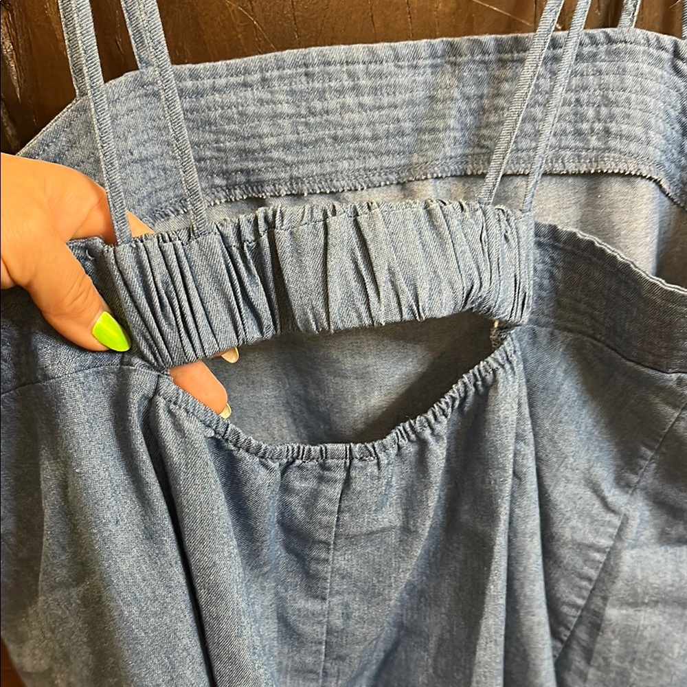 Chic Chambray Sleeveless Dress open back - Picture 4 of 6